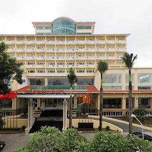 Khach San Cong Doan Quang Ba